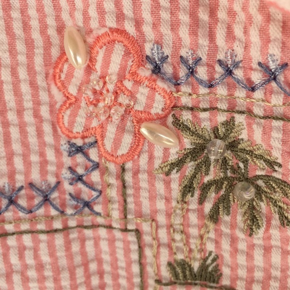 🌴VTG pink seersucker embroidered button down top - Picture 3 of 8